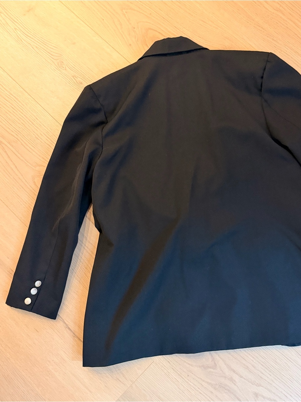 Vintage Black Blazer - Picture 5 of 8